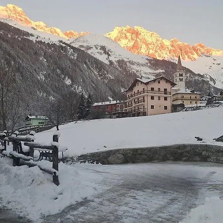Maisonnette De Montagne Апартаменты Ollomont