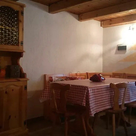 Maisonnette De Montagne * Ollomont