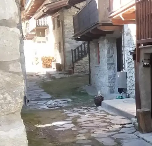 Апартаменты Maisonnette De Montagne Ollomont